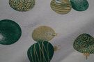 Uitverkoop - Katoen stof - Interieur en decoratiestof digitaal kerst ballen - off-white/groen/goud - 1352-025