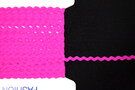 Fuchsia stoffen - Zigzag band fuchsia