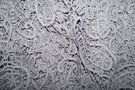 Kant stoffen - Kant stof - lacy bloem paisly - grijs - 0539-950