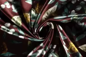 Satijn stoffen - Satijn stof - bloemen - wijnrood - 20177-019