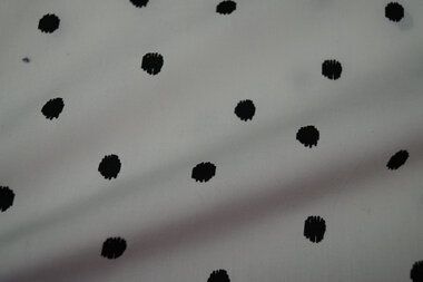 Katoen stof - Poplin fantasie dots - off-white/zwart - 0197-003 - Katoen stof - Poplin fantasie dots - off-white/zwart - 0197-003 100099-katoen-stof-poplin-fantasie-dots-off-whitezwart-0197-003-katoen-stof-poplin-fantasie-dots-off-whitezwart-0197-003.jpg