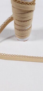 -Biasband met kantje beige - Biasband met kantje beige