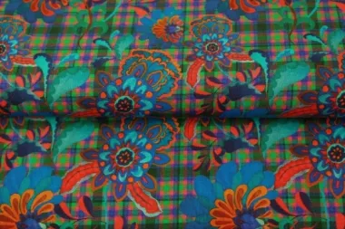 124473-tricot-stof-french-terry-digitaal-ruiten-met-bloemen-groen-22503-10-tricot-stof-french-terry-digitaal-ruiten-met-bloemen-groen-22503-10.jpg