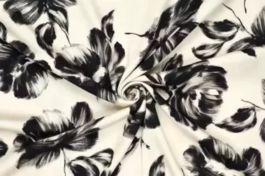 Viscose stof - satijn - bloemen - gebroken wit - 21135-020 - Viscose stof - satijn - bloemen - gebroken wit - 21135-020 134162-viscose-stof-satijn-bloemen-gebroken-wit-21135-020-viscose-stof-satijn-bloemen-gebroken-wit-21135-020.webp