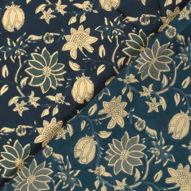 -Katoen stof - batik - voile - bloemen - donkerblauw - 23346-006 - Katoen stof - batik - voile - bloemen - donkerblauw - 23346-006