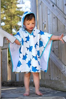 -Badhanddoek stof - digitaal haaien - lichtblauw - 23888-003 - Badhanddoek stof - digitaal haaien - lichtblauw - 23888-003
