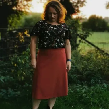 -Bel'Etoile naaipatroon - Cora shirt en rok voor dames & tieners - Bel'Etoile naaipatroon - Cora shirt en rok voor dames & tieners