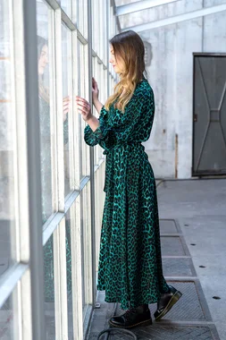 -Polyester stof - satijn velvet - luipaardprint - groen - 31/24015-025 - Polyester stof - satijn velvet - luipaardprint - groen - 31/24015-025