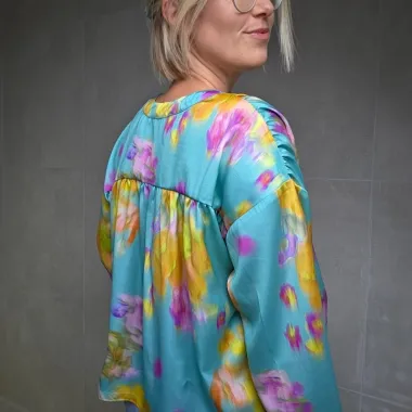 -Bel'Etoile naaipatroon - Lucia blouse voor dames & tieners - Bel'Etoile naaipatroon - Lucia blouse voor dames & tieners
