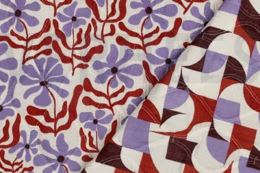 154699-doorgestikte-stof-mousseline-gewatteerd-2-zijdig-bloemen-naturel-2970-002-doorgestikte-stof-mousseline-gewatteerd-2-zijdig-bloemen-naturel-2970-002.jpg