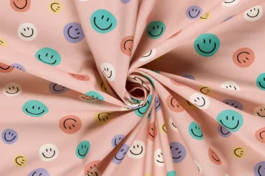 154977-katoen-stof-poplin-emoticons-roze-2725637-014-katoen-stof-poplin-emoticons-roze-2725637-014.jpg