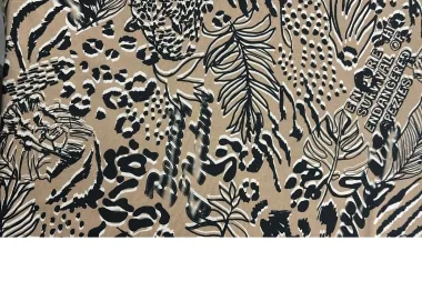 -Tricot stof - ribtricot - bladeren en dierenprint - beige - JT452 - Tricot stof - ribtricot - bladeren en dierenprint - beige - JT452