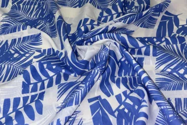 155678-katoenen-stof-voile-bladeren-gebroken-witblauw-jt105-katoenen-stof-voile-bladeren-gebroken-witblauw-jt105.jpeg