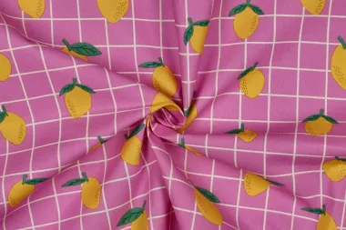 155807-katoen-met-coating-citroenen-checks-roze-7050-001-katoen-met-coating-citroenen-checks-roze-7050-001.jpg