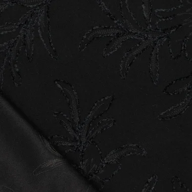 -Embroidery stof - chenille embroidery - wooly touch - bladeren - zwart - 23212-999 - Embroidery stof - chenille embroidery - wooly touch - bladeren - zwart - 23212-999