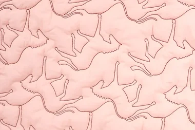 158932-doorgestikte-stof-quilted-paarden-poederroze-4k48169-120-doorgestikte-stof-quilted-paarden-poederroze-4k48169-120.webp