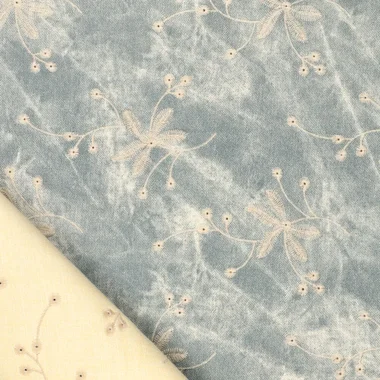 -Embroidery stof - antiqua waxed denim - bloemen - lichtblauw - 23064-690 - Embroidery stof - antiqua waxed denim - bloemen - lichtblauw - 23064-690
