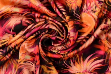 159992-viscose-stof-satijn-abstract-koraal-26256-013-viscose-stof-satijn-abstract-koraal-26256-013.jpg