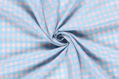 160277-geruite-stof-poplin-seersucker-lichtblauwzalmroze-25003-003-geruite-stof-poplin-seersucker-lichtblauwzalmroze-25003-003.jpg