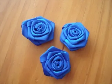 Röschen Satin kobaltblau 3 cm. - Röschen Satin kobaltblau 3 cm. 62118-roschen-satin-kobaltblau-3-cm-roschen-satin-kobaltblau-3-cm.jpg