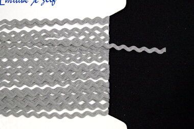 Zigzag band grijs - Zigzag band grijs 87478-zigzag-band-grijs-zigzag-band-grijs.jpg