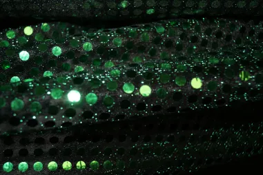 Pailletten stof - scallop sequin - groen - 0830-210 - NB 5585-025 Paillette grün