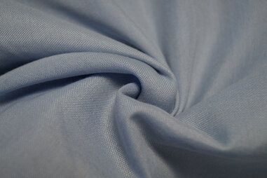 Lichtblauwe stoffen - Katoen polyester lichtblauw 3m breed