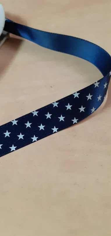 Satinband - Satijnlint sterretjes donkerblauw/wit 15mm 370-029