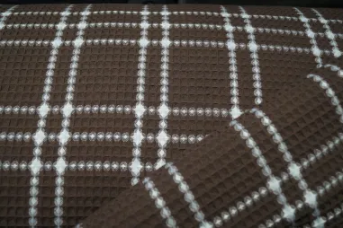 90% Baumwolle/10% Polyester - KN21 18460-110 Waffelbaumwolle Karo dunkelbraun