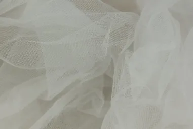 Decoratie en aankleding stoffen - Tule stof - breed - wit - 4700-001 (210)
