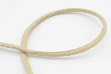 6 mm band - Suede koord rond 6 mm - beige - XCR16-553-006 