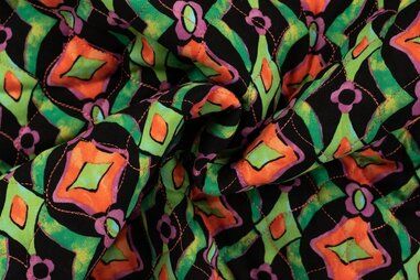 Durchgestickt - Gesteppter Stoff - Quilted Chally - schwarz zyklamengrün orange - 11658-180