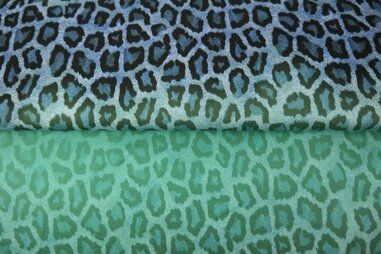 95% viscose, 5% elastan stoffen - Tricot stof - digitaal luipaardprint - blauw - 25020-15