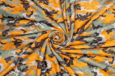 Katoen stof - Boerenbont ruit (1,5 cm) - oranje - 5583-036 op=op - Stretch stof - camouflage - oranje multi - 325042-10