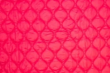 185gr/M² - Doorgestikte stof - quilted waterproof - magenta - 882011-609