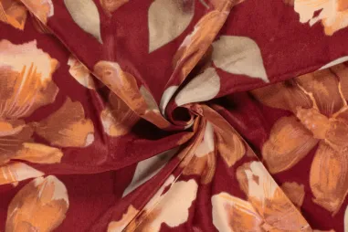 Donkerrode stoffen - Polyester stof - satijn velvet - bloemen - donkerrood - 24025-018