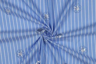 Verhees Textiles - Katoen stof - polyestermix - strepen, bloemetjes & pailletten - lichtblauw - 26/3989-001