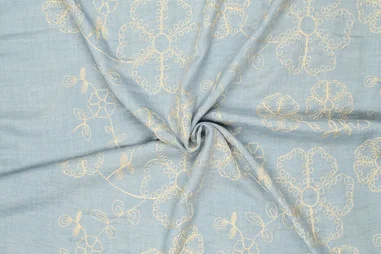 Bloemen motief stoffen - Embroidery stof - bloemen - lichtblauw - 22759-630