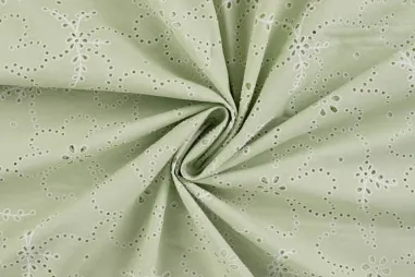Nieuwe stoffen - Broiderie stof - katoen voile - puff bloemen - mintgroen - 48145-261