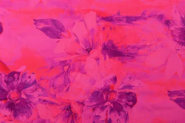 Roze stoffen - Viscose stof - satijn - digitaal bloemen - roze - 60251-012