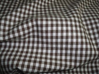 130gr/M² - Katoen stof - Boerenbont ruit (0,4 cm) - donkerbruin - 5582-055 op=op