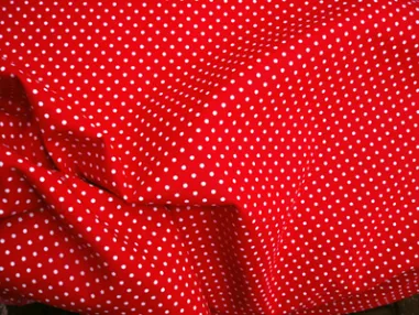 Rode stoffen - Katoen stof - stipjes - rood/wit - 5575-015