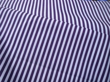 Donkerpaarse stoffen - Katoen stof - streep - donkerpaars - 5574-045