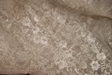 Laagjes kleding stoffen - Kant stof - beige - 4800-003