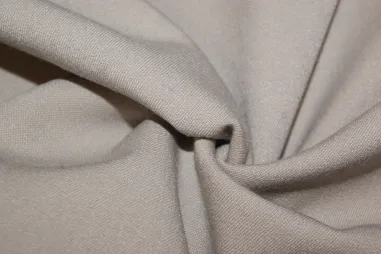62% polyester, 32% viscose, 6% elastan stoffen - Stretch stof - Bi-stretch - lichtbeige - 1615-052