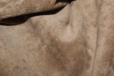 Gladde stoffen - Ribcord stof - lichte stretch - donkerbeige - 1576-053